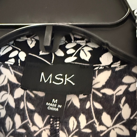 MSK Black and White Leaf Print Midi Dress - Picture 2 of 7